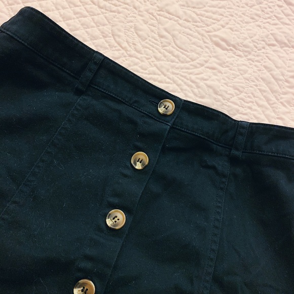 SOLD - F21 Black Button-Front Skirt - Picture 3 of 4